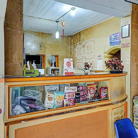 Oyo 90238 Hotel Nusantara Сиребон Екстериор снимка