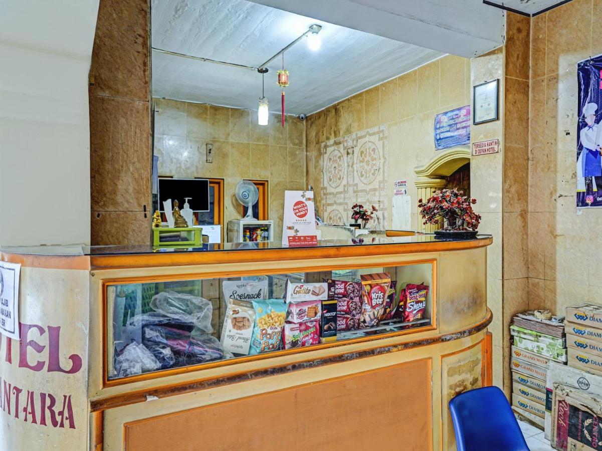 Oyo 90238 Hotel Nusantara Сиребон Екстериор снимка